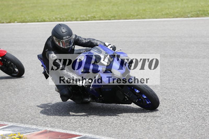 /Archiv-2024/29 12.06.2024 MOTO.CH Track Day ADR/Gruppe gelb/02